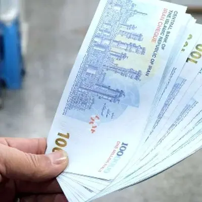 افزایش 14 میلیون تومانی حقوق کارمندان دولت/ چه کسانی مستحق افزایش هستند؟