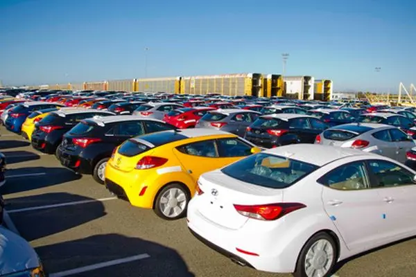 جدیدترین قیمت خودروهای خارجی در بازار امروز