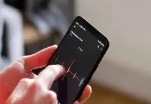 چگونه تماس ها را در اندروید ضبط کنیم و چرا نصب برنامه های ضبط مکالمه صوتی دردسر دارد؟