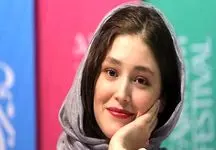 عکس دیده نشده فرشته حسینی در کنار مادر جوان و خواهر جذابش!
