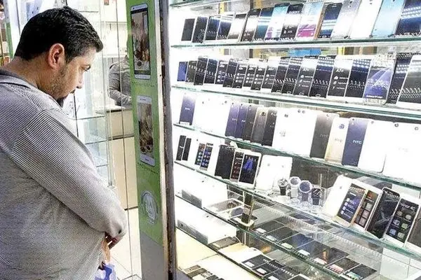 قیمت گوشی سامسونگ، شیائومی و آیفون امروز دوشنبه 29 اردیبهشت/ آیفون ۱۶ پرو مکس چند؟