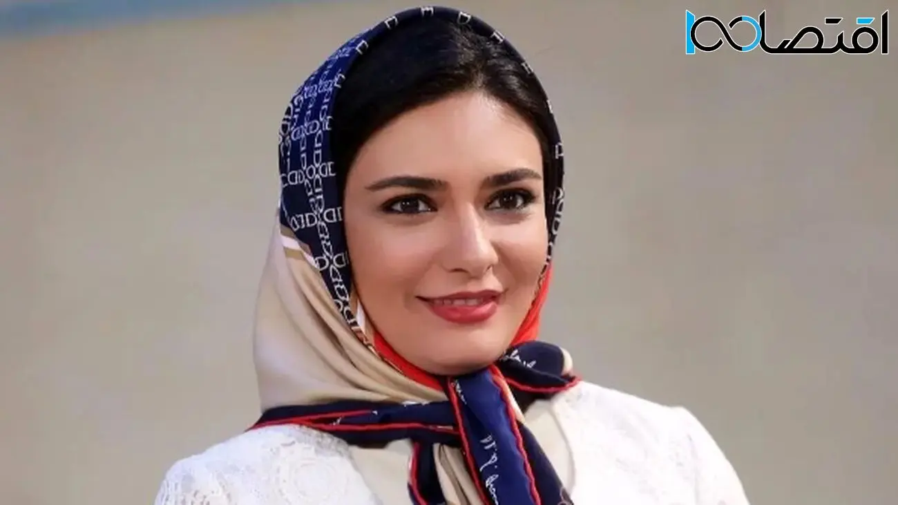 لیندا کیانی با استایلی جذاب در کنار فرش ایرانی که چشمها را خیره کرد / زیباتر از همیشه !