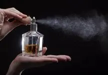 عطر زدن به این 5 نقطه‌ بدن باعث ماندگاری بیشتر می‌شود