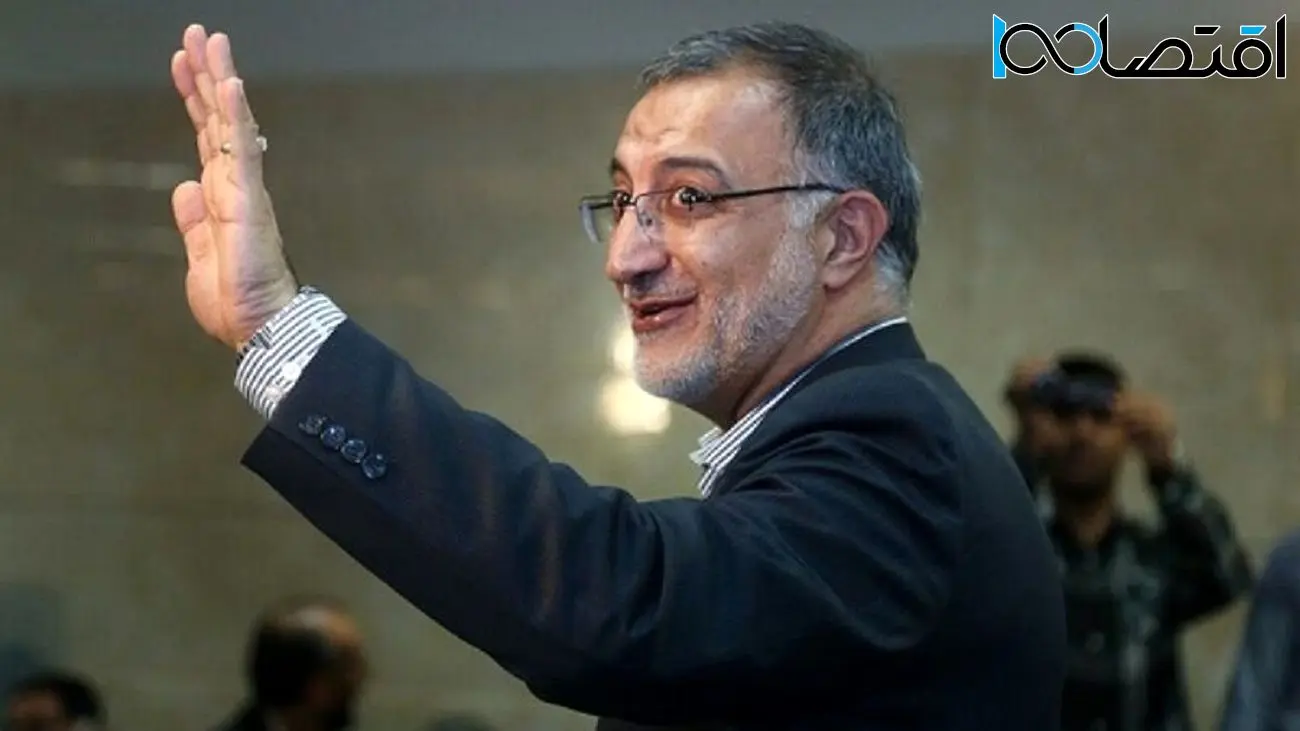 زاکانی مدال گرفت/ روپایی در همایش انتخاباتی کاندیدای پرحاشیه + عکس 
