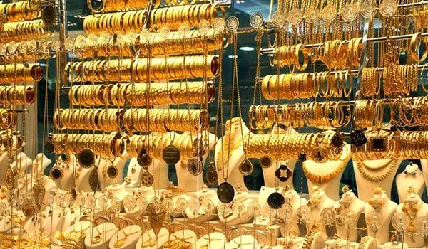 قیمت طلای ۱۸ عیار امروز جمعه ۱۴ اردیبهشت ۱۴۰۳ 