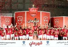 مدافع پرسپولیس رختکن را به هم ریخت / جنجال بزرگ پس از بازی اول!!