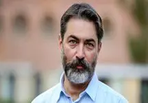 اسامی خوش‌لباس‌ترین بازیگر مرد ایرانی در سال 1402 / پارسا پیروزفر یا بهرام رادان؟!