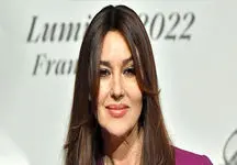 به مناسبت 59 سالگی خانم بازیگری که زیبایی‌اش پایانی ندارد / هر روز زیباتر از دیروز !