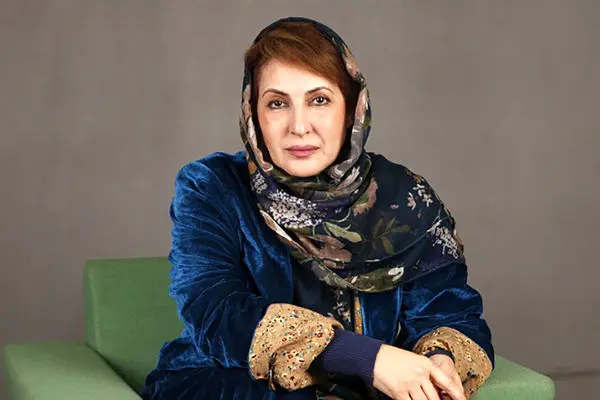 تغییر استایل باورنکردنی فاطمه گودرزی / کولاک خانم بازیگر با اسلحه و لباس لُری !