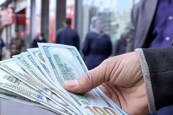 پیش‌بینی قیمت دلار ۲۰ اردیبهشت ۱۴۰۴ / دلار آماده جهش یا سقوط؟
