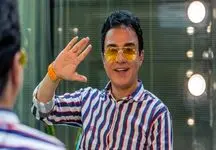 رونمایی از خودروی فوق‌لوکس داریوش فرضیایی؛ عموپورنگ این‌بار با ماشین میلیاردی آمد!