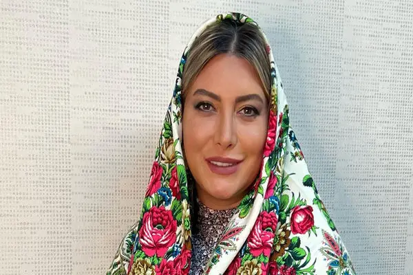 عکس هوش پران از فریبا نادری در ترکیه ! / خوش قد و بالایی خانم بازیگر با لباس های برند !