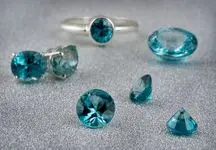 سنگ جواهر زیرکن با کدام چاکرای بدن در ارتباط است؟