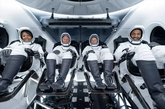 ۴ فضانورد AX-2 به ایستگاه فضایی رسیدند