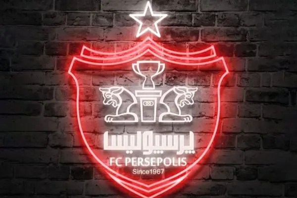 شاه مهره جنجالی استقلال در تیررس پرسپولیس!