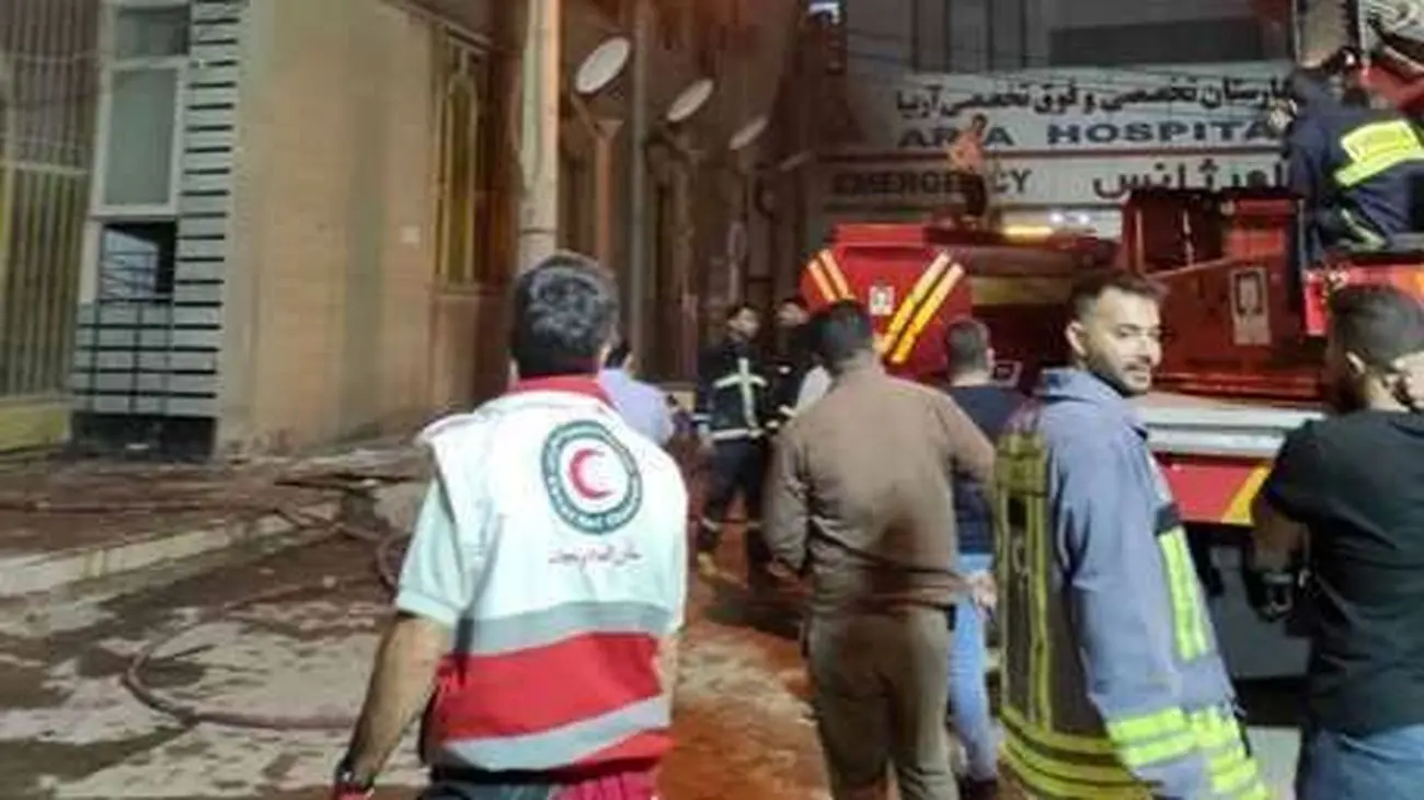  آتش در سینما دنیا اهواز / نجات ۶۰ نفر از محل حادثه