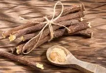 راز بزرگ گیاهی که تلخی‌اش داروی پوست و معده است!