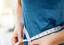 ۹ گیاه معجزه‌آسا برای آب کردن چربی شکم در یک هفته
