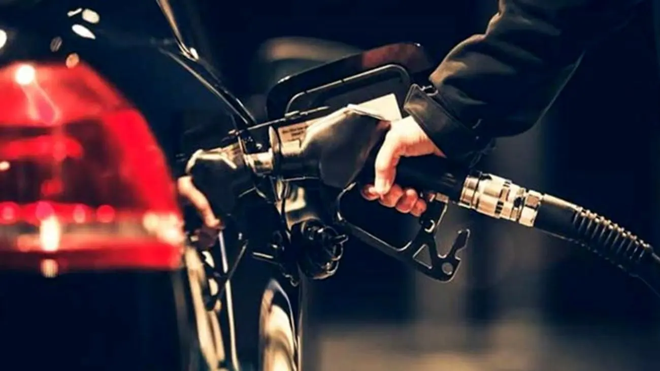تاثیر هدفمندی و شوک‌درمانی بر مصرف بنزین