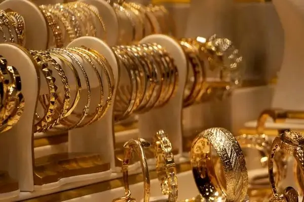 قیمت طلای ۱۸ عیار امروز دوشنبه ۶ اسفند ۱۴۰۳ +جدول