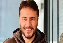 فاتحه خوانی سیدجواد هاشمی بر مزار خواهرش در بهشت زهرا به مناسبت سالگردش+عکس/ روحش شاد