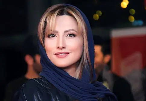 +18 / عکس های خجالت آور از سمیرا حسینی / برهنه پوشی خانم بازیگر در ملاعام !